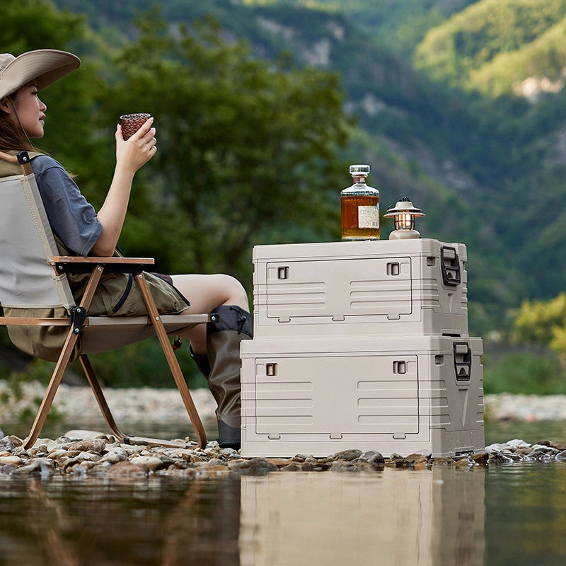 Portable foldable storage box for outdoor car camping and picnics